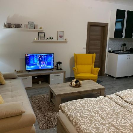 Apartman Hana Сомбор Экстерьер фото